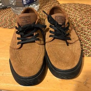 Nike janoski